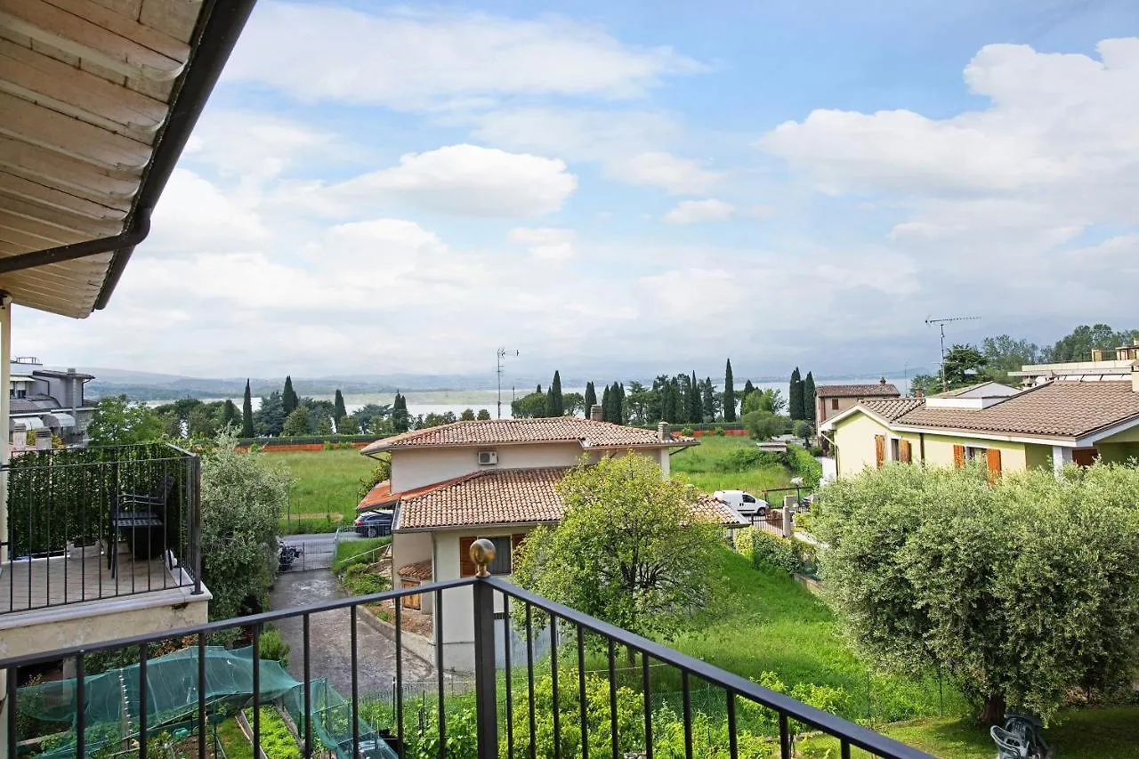 Katy Lake Menta Desenzano del Garda 0*,